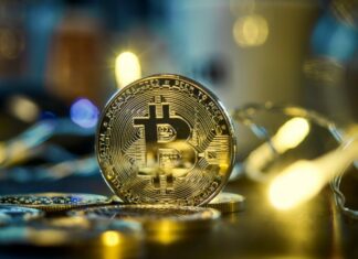 Bitcoin holders accumulate as BTC fails to hold $20K support