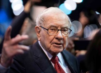 Is Warren Buffett Secretly Investing in Bitcoin?