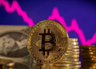Bitcoin risks a drop to $15K amid Binance FUD, despite bullish cues from Fed
